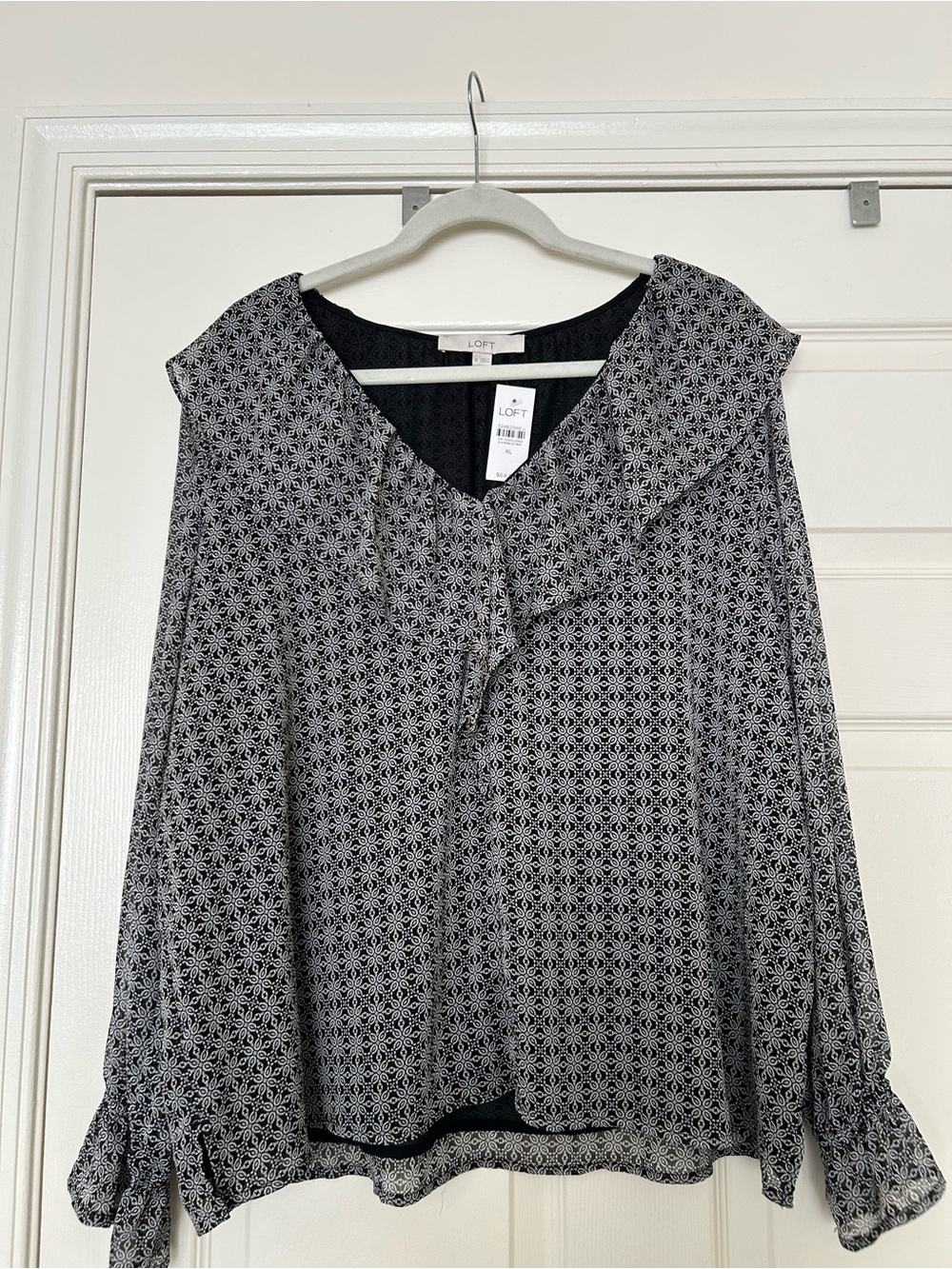 LOFT Navy and White Geometric V-Neck Blouse
